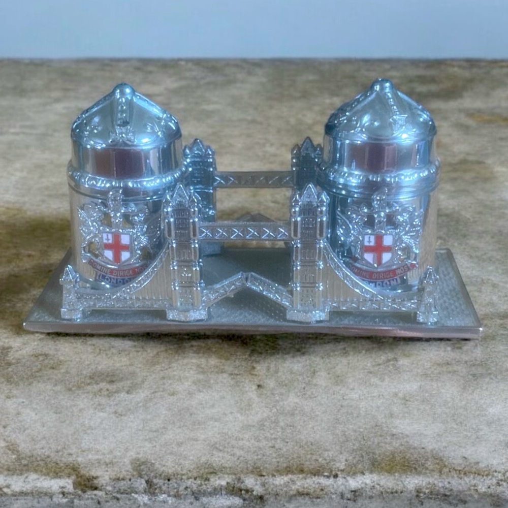 Decorative Salt & Pepper Shakers with Stand